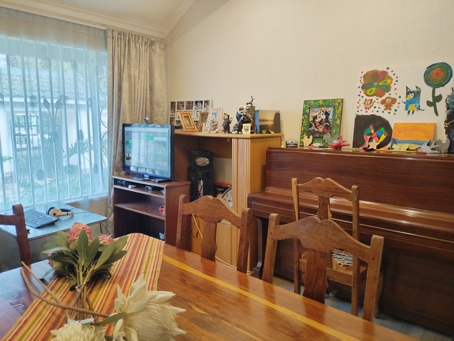 5 Bedroom Property for Sale in Bronberrick Gauteng