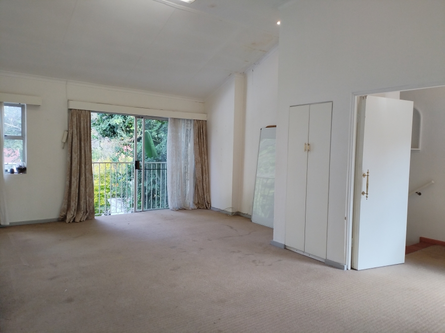 5 Bedroom Property for Sale in Bronberrick Gauteng