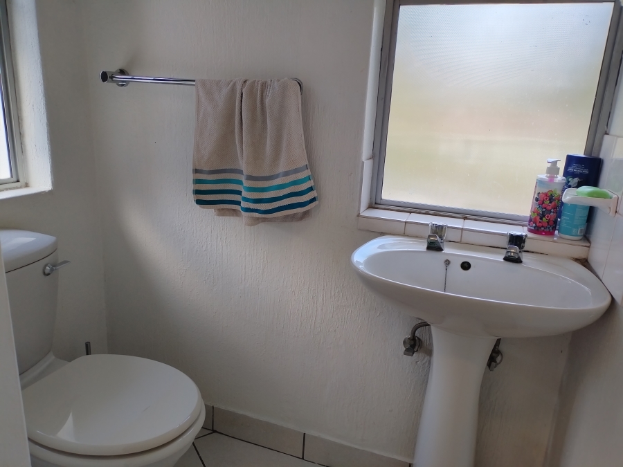 5 Bedroom Property for Sale in Bronberrick Gauteng