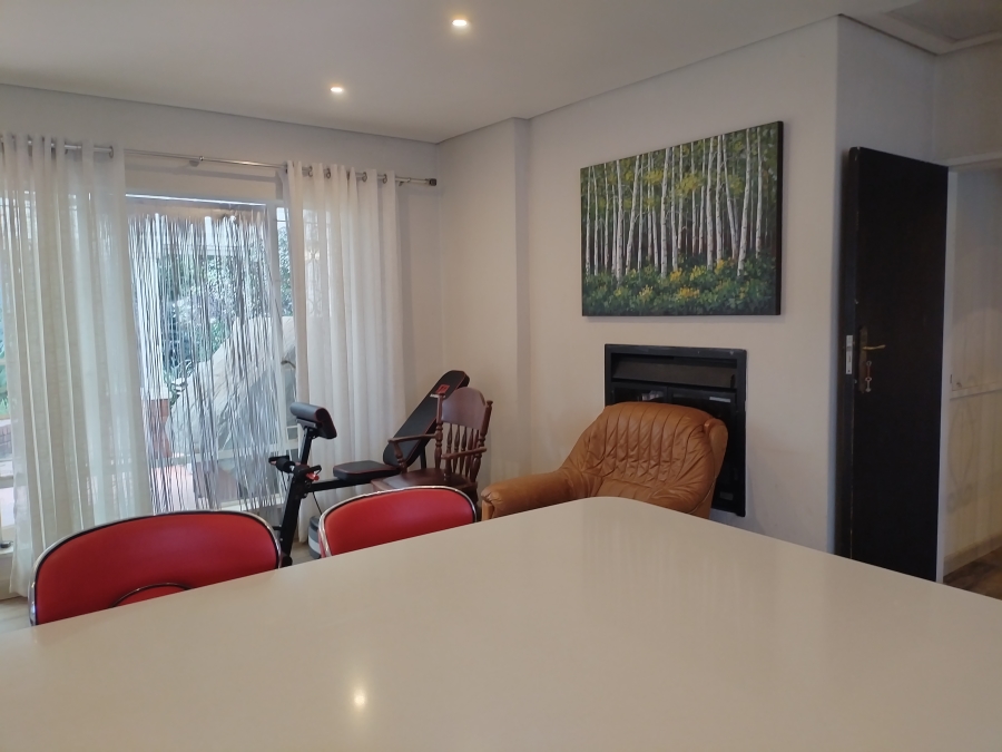 5 Bedroom Property for Sale in Bronberrick Gauteng