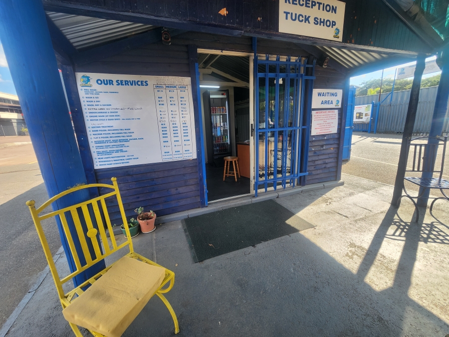 Commercial Property for Sale in Les Marais Gauteng