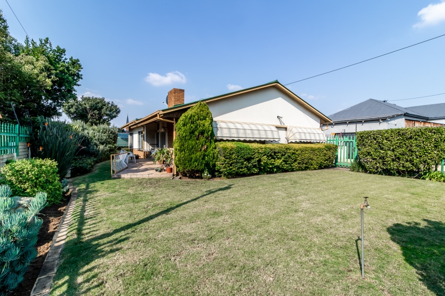 3 Bedroom Property for Sale in Les Marais Gauteng