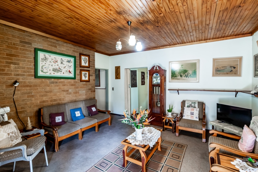 3 Bedroom Property for Sale in Les Marais Gauteng
