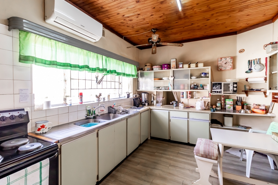 3 Bedroom Property for Sale in Les Marais Gauteng