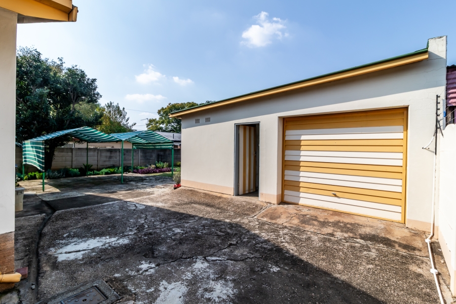 3 Bedroom Property for Sale in Les Marais Gauteng