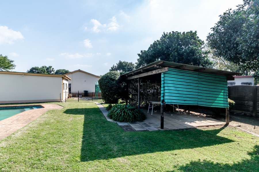 3 Bedroom Property for Sale in Les Marais Gauteng