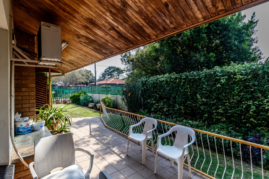 3 Bedroom Property for Sale in Les Marais Gauteng