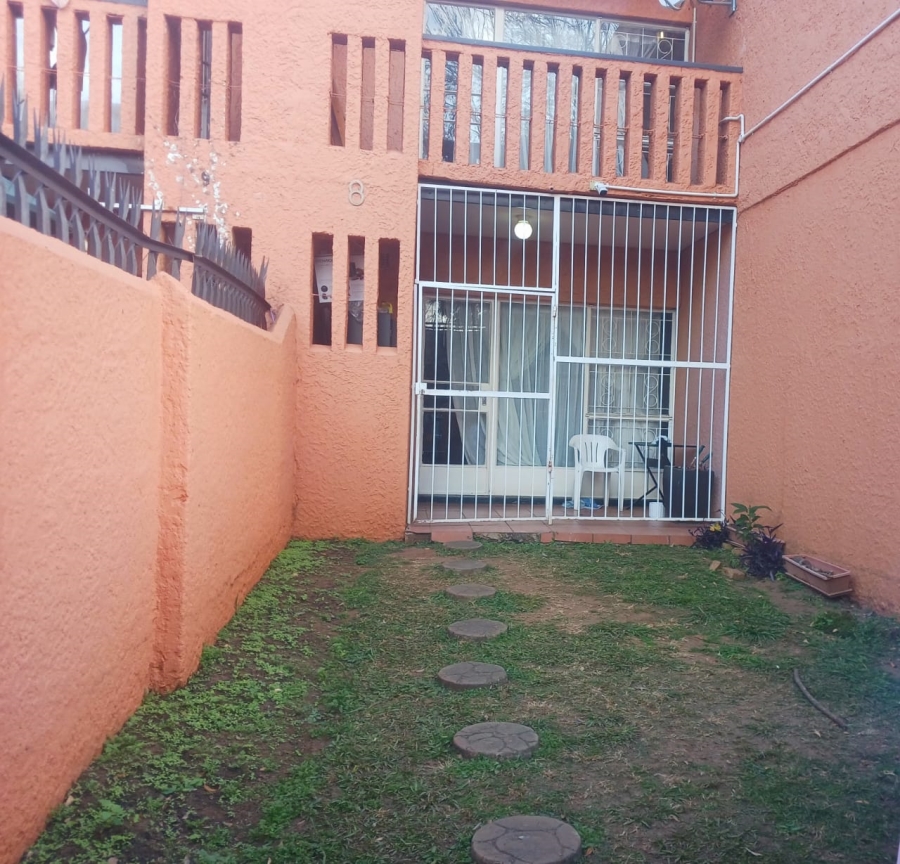 2 Bedroom Property for Sale in Windsor West Gauteng