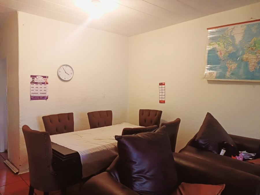 2 Bedroom Property for Sale in Windsor West Gauteng