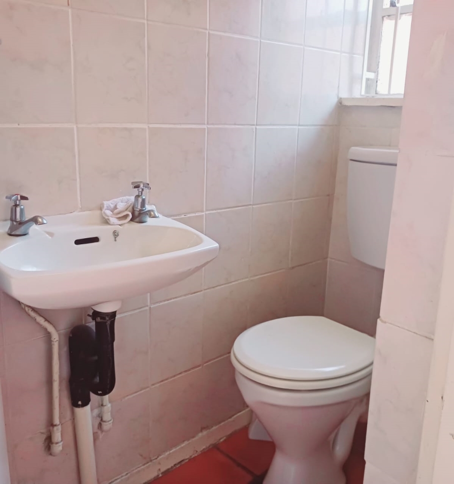 2 Bedroom Property for Sale in Windsor West Gauteng