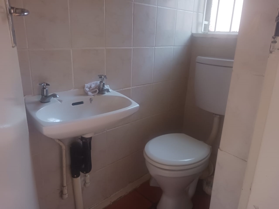 2 Bedroom Property for Sale in Windsor West Gauteng