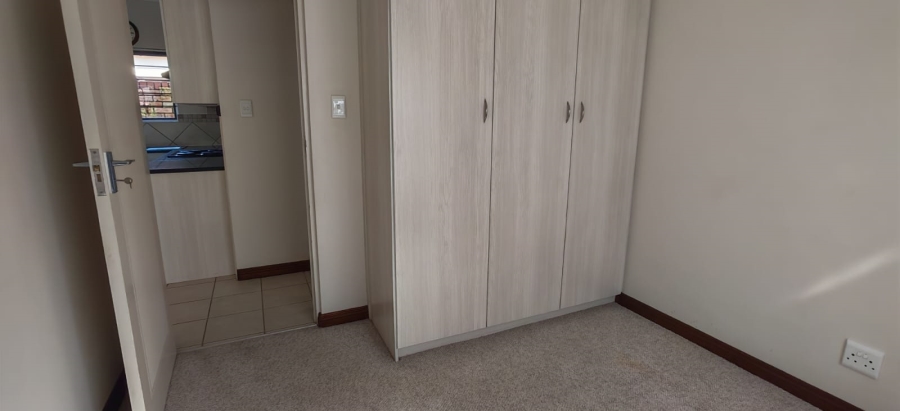 To Let 2 Bedroom Property for Rent in Brentwood Gauteng