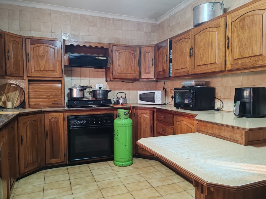 3 Bedroom Property for Sale in Bakerton Gauteng