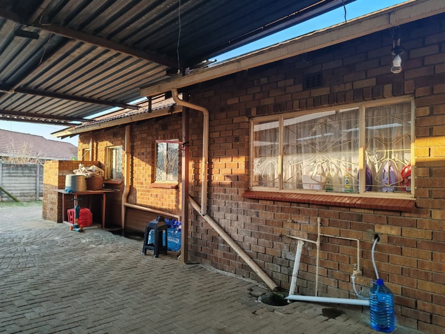 3 Bedroom Property for Sale in Bakerton Gauteng