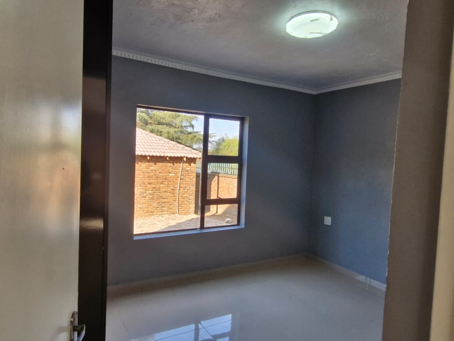 To Let 2 Bedroom Property for Rent in Dalpark Ext 1 Gauteng
