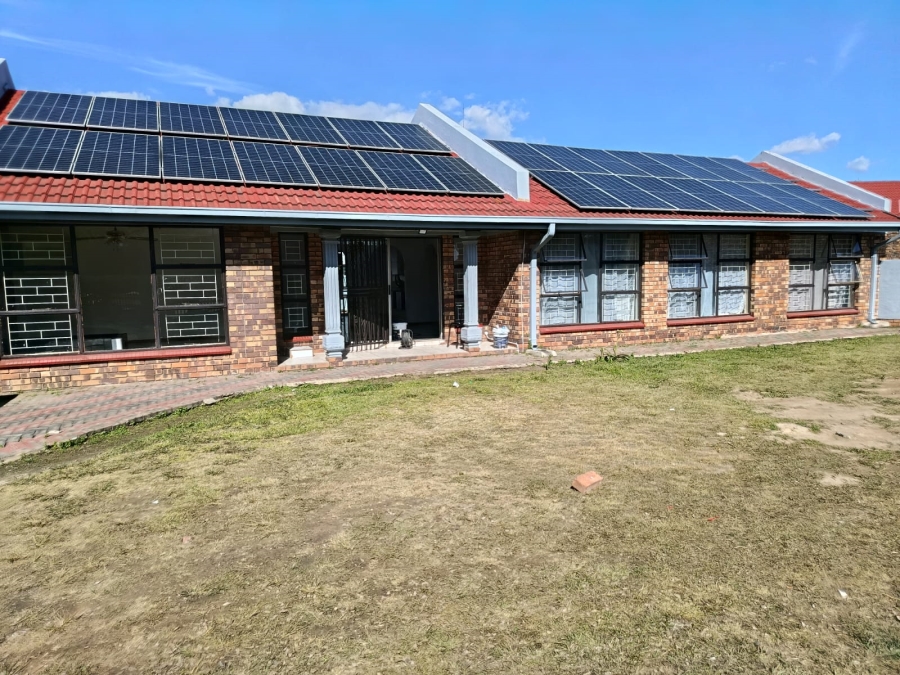 4 Bedroom Property for Sale in Bedworth Park Gauteng