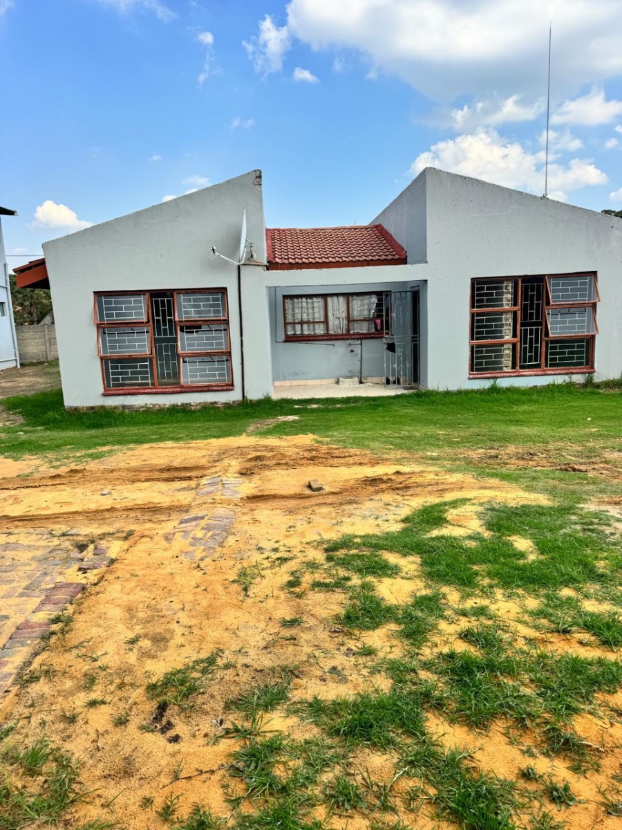 4 Bedroom Property for Sale in Bedworth Park Gauteng