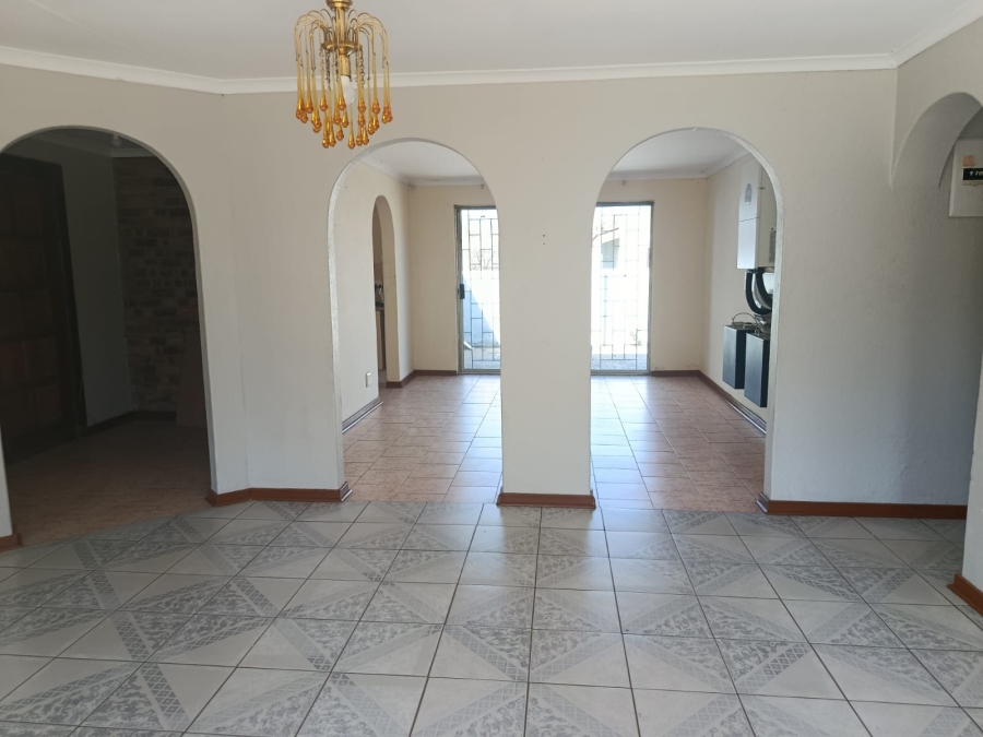 4 Bedroom Property for Sale in Bedworth Park Gauteng