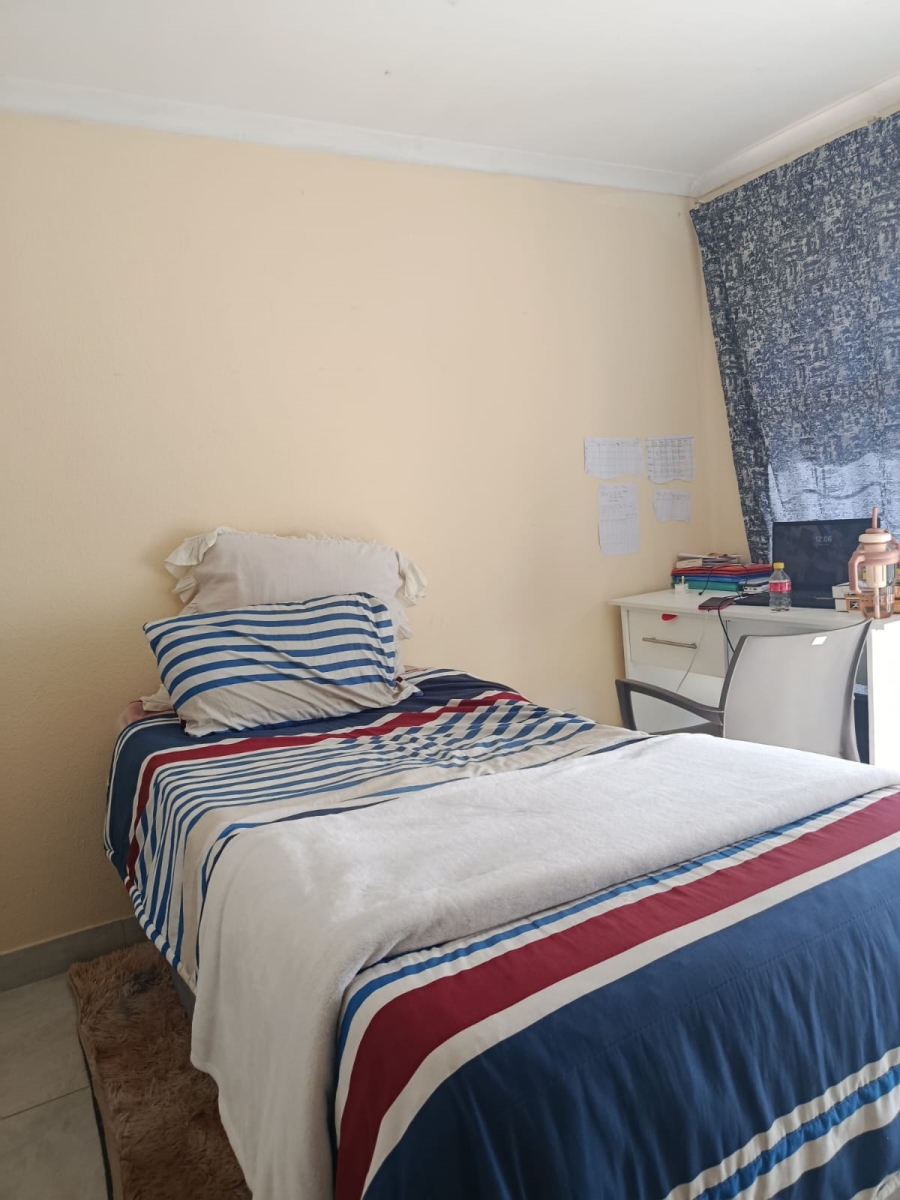 4 Bedroom Property for Sale in Bedworth Park Gauteng