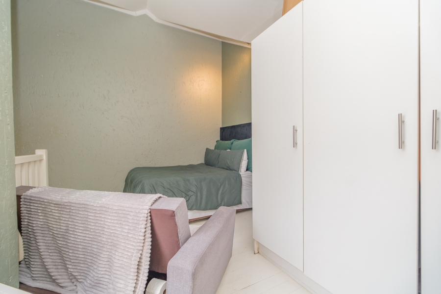 1 Bedroom Property for Sale in Lonehill Gauteng