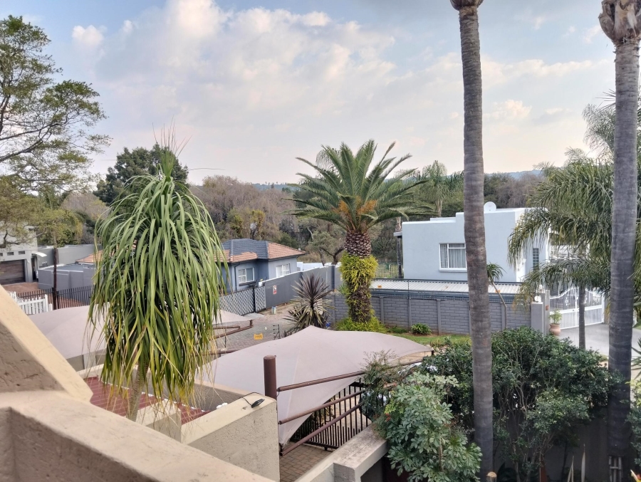 4 Bedroom Property for Sale in Garsfontein Gauteng