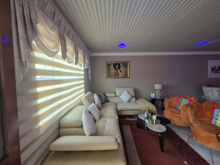 4 Bedroom Property for Sale in Liefde en Vrede Gauteng