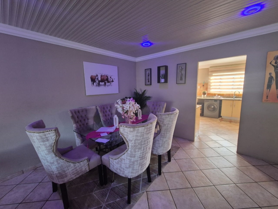 4 Bedroom Property for Sale in Liefde en Vrede Gauteng