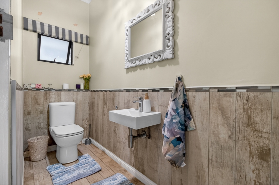 3 Bedroom Property for Sale in Midstream Hill Gauteng