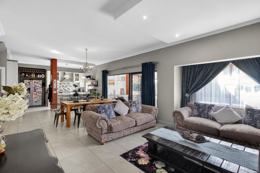 3 Bedroom Property for Sale in Midstream Hill Gauteng