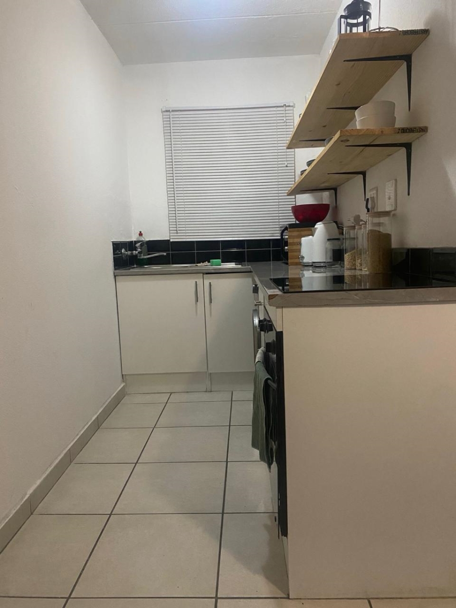 1 Bedroom Property for Sale in Sharonlea Gauteng