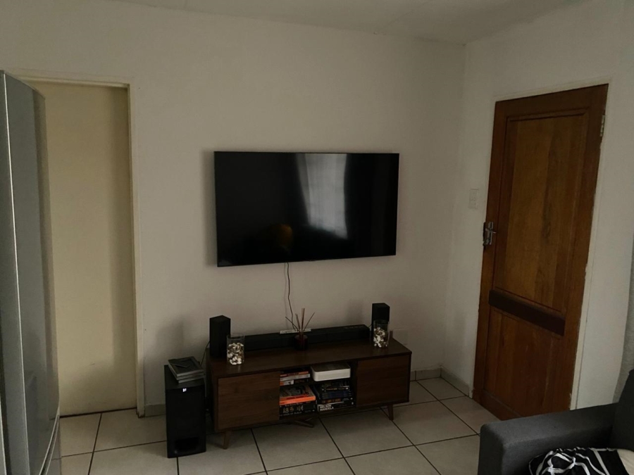 1 Bedroom Property for Sale in Sharonlea Gauteng
