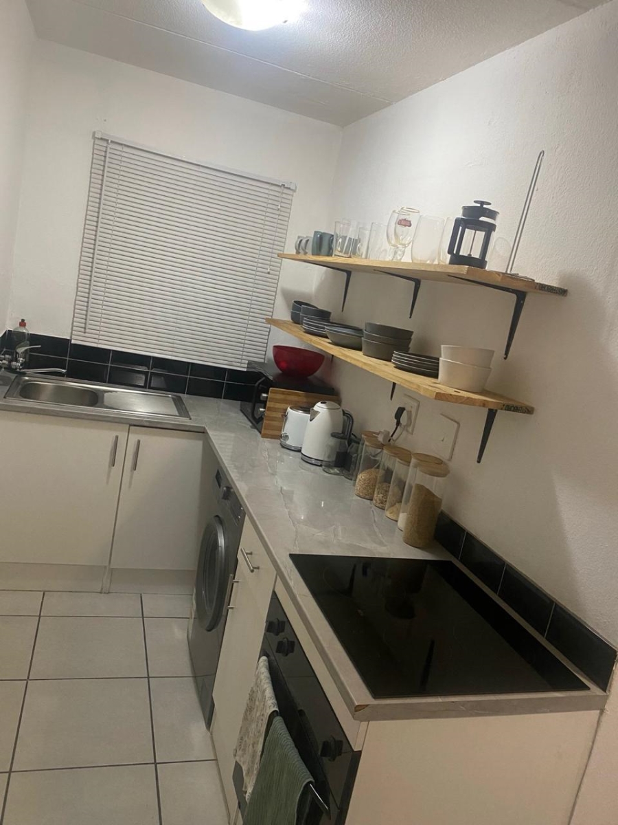 1 Bedroom Property for Sale in Sharonlea Gauteng