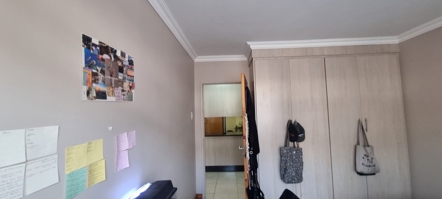 2 Bedroom Property for Sale in Hillcrest Gauteng