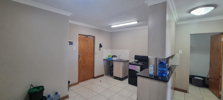 2 Bedroom Property for Sale in Hillcrest Gauteng