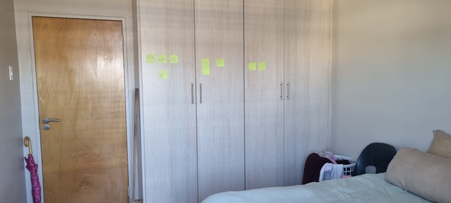 2 Bedroom Property for Sale in Hillcrest Gauteng