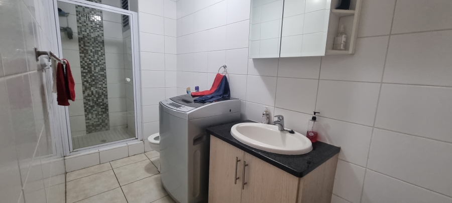 2 Bedroom Property for Sale in Hillcrest Gauteng