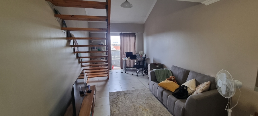 1 Bedroom Property for Sale in Hillcrest Gauteng