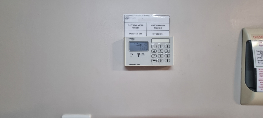 1 Bedroom Property for Sale in Hillcrest Gauteng