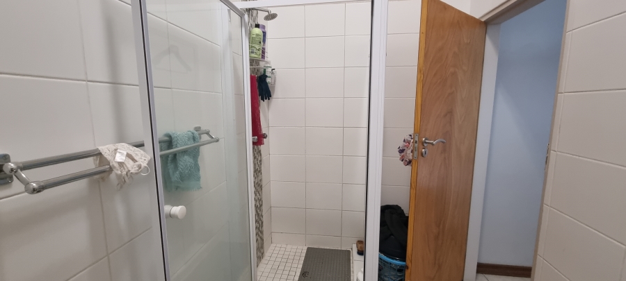 1 Bedroom Property for Sale in Hillcrest Gauteng