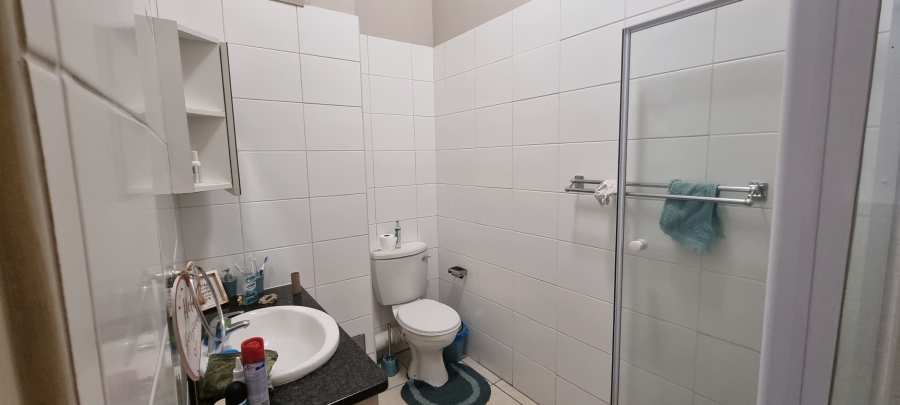 1 Bedroom Property for Sale in Hillcrest Gauteng
