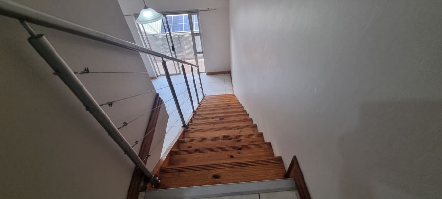 1 Bedroom Property for Sale in Hillcrest Gauteng