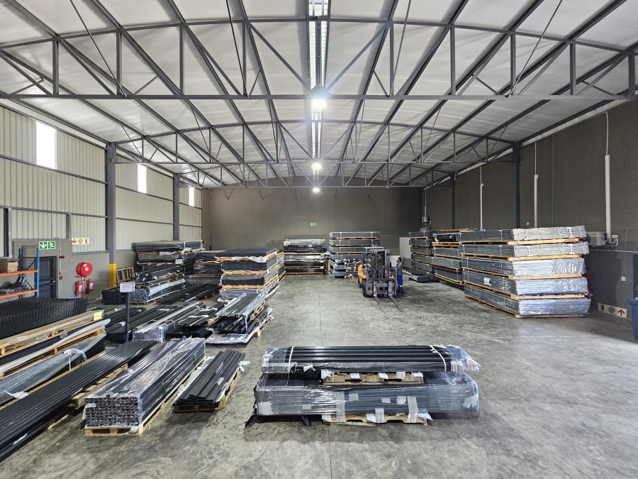 To Let Commercial Property for Rent in Knoppieslaagte Gauteng
