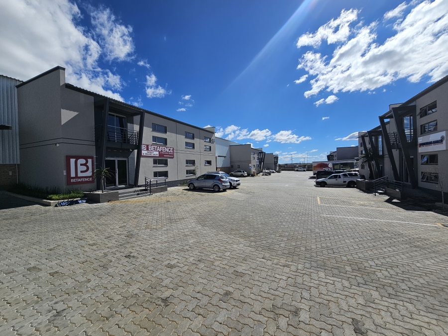 To Let Commercial Property for Rent in Knoppieslaagte Gauteng