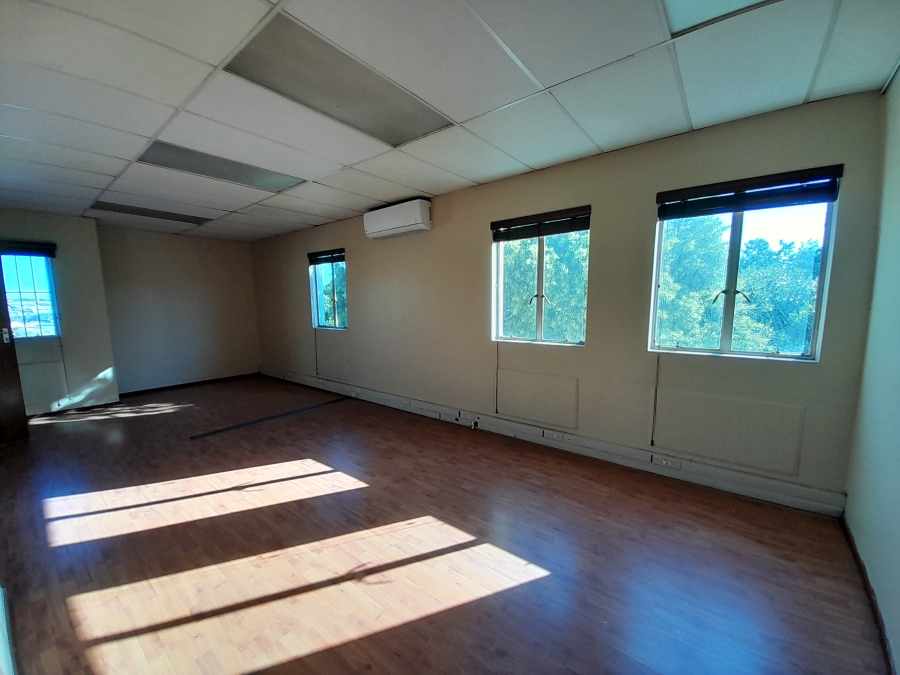 To Let Commercial Property for Rent in Randjespark Gauteng