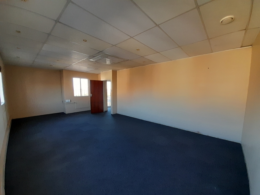 To Let Commercial Property for Rent in Randjespark Gauteng