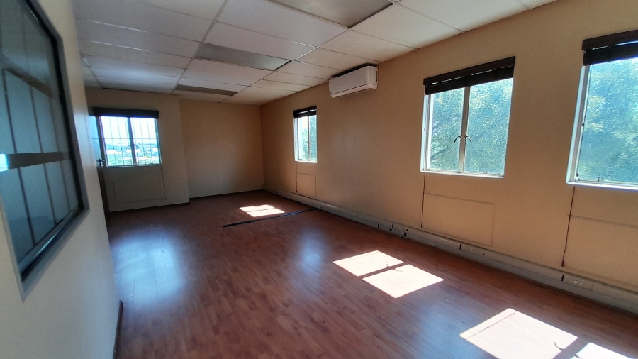 To Let Commercial Property for Rent in Randjespark Gauteng