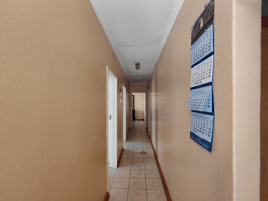 3 Bedroom Property for Sale in Klippoortje Gauteng