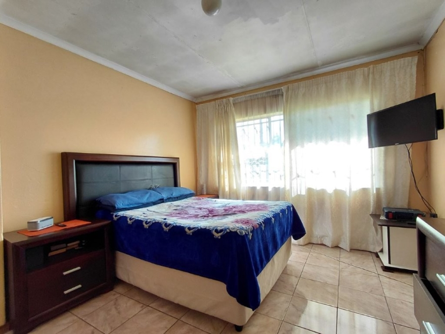 3 Bedroom Property for Sale in Klippoortje Gauteng