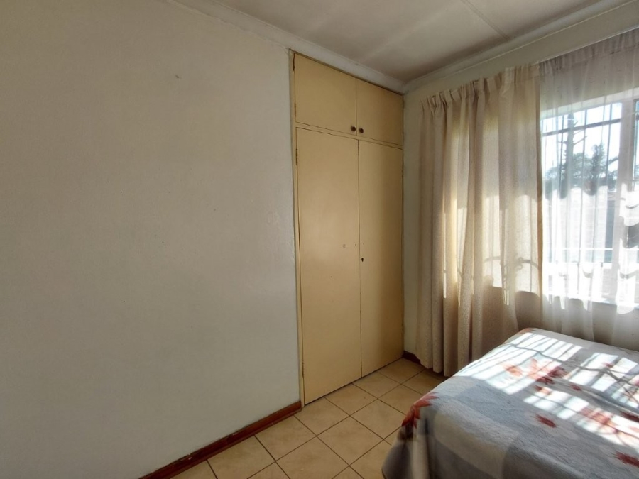3 Bedroom Property for Sale in Klippoortje Gauteng
