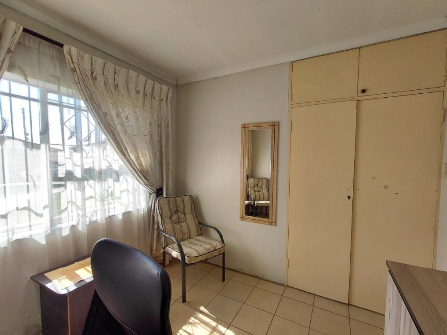 3 Bedroom Property for Sale in Klippoortje Gauteng